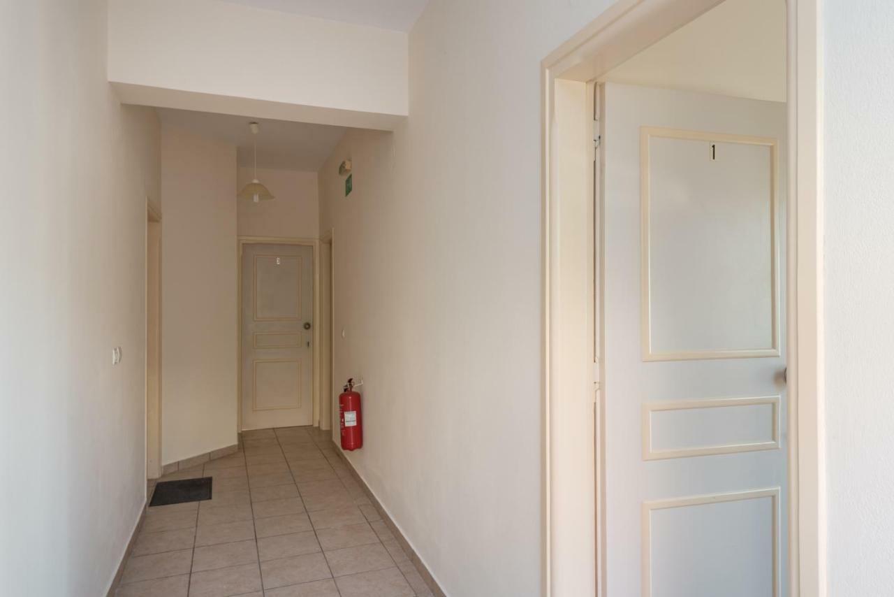 Golden Beach Hill Apartments كاتو ذاراتسو المظهر الخارجي الصورة
