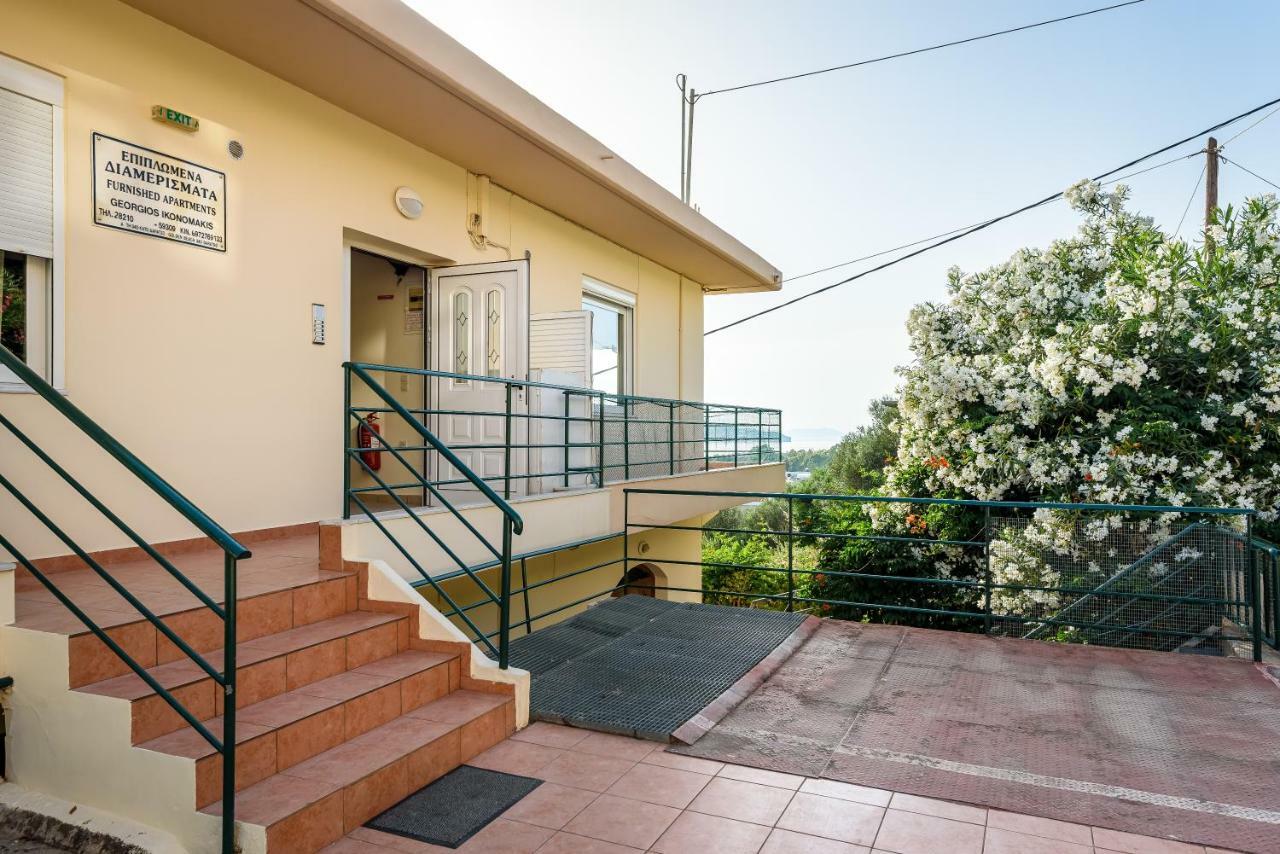 Golden Beach Hill Apartments كاتو ذاراتسو المظهر الخارجي الصورة